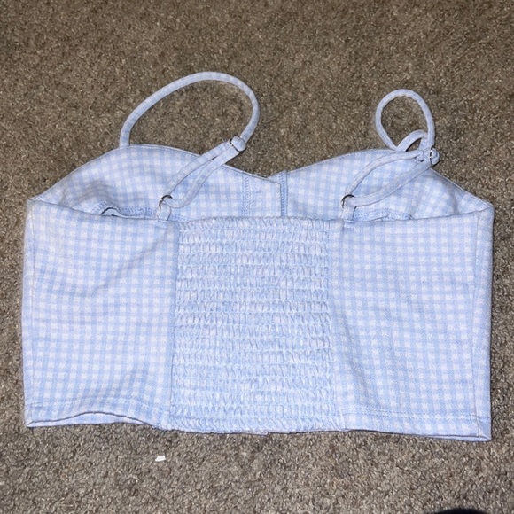 Light blue and white plaid crop top - Picture 2 of 3
